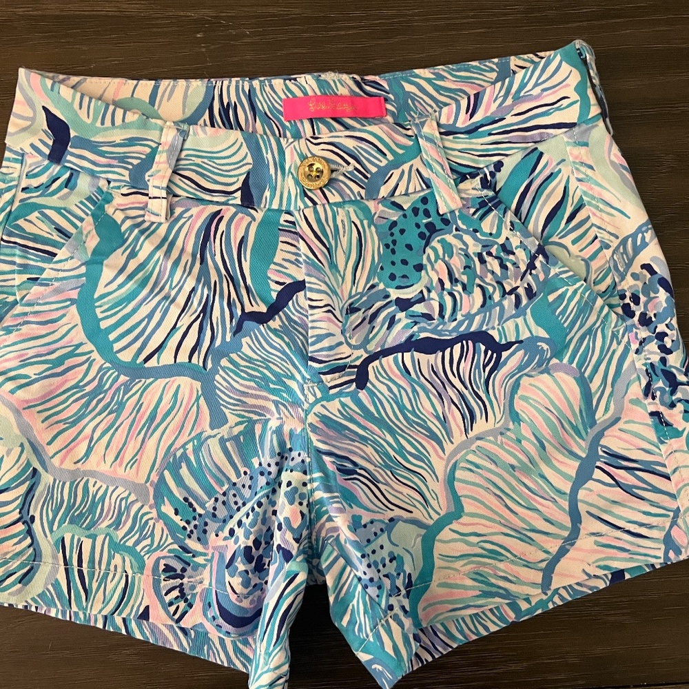 LILLY PULITZER MID RISE CALLAHAN SHORT